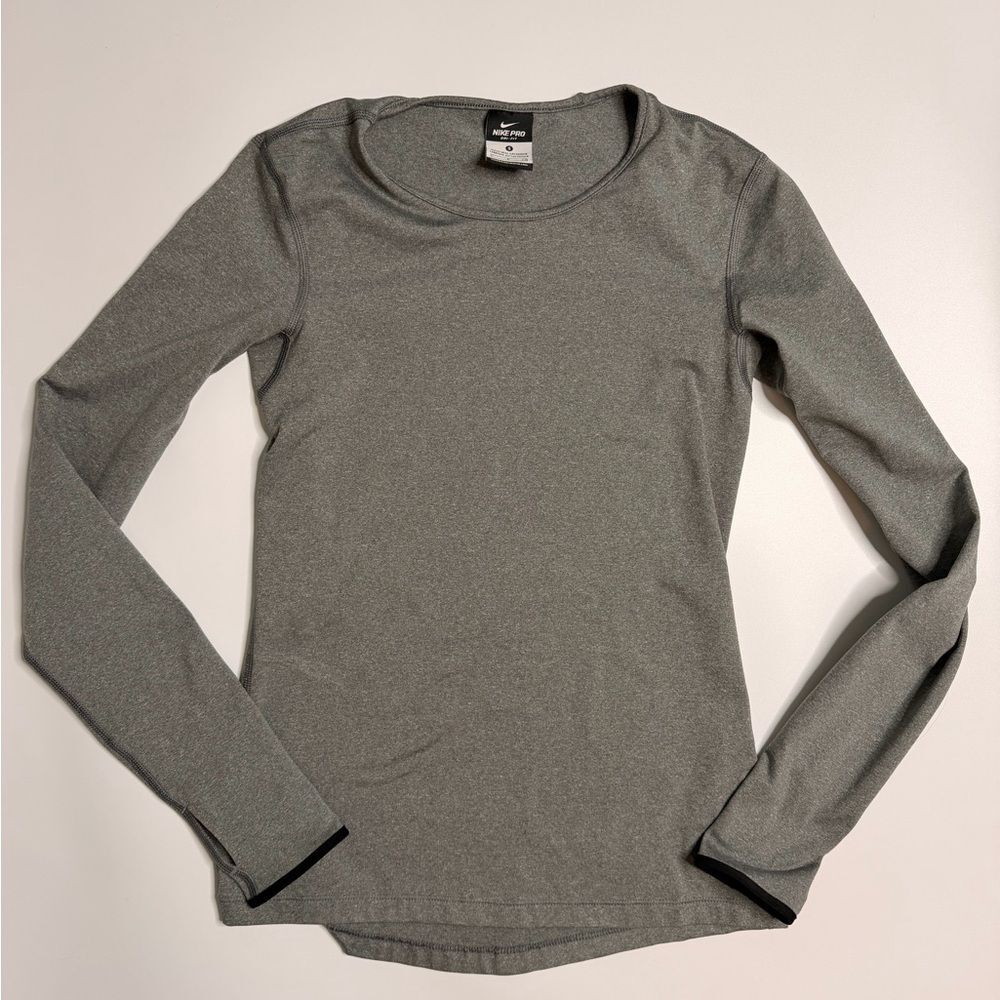 Nike Pro Dri-fit Small Gray Long Sleeve Women's Top